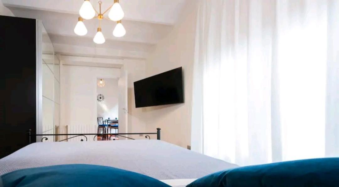 Maison Indipendenza Bologna Bagian luar foto
